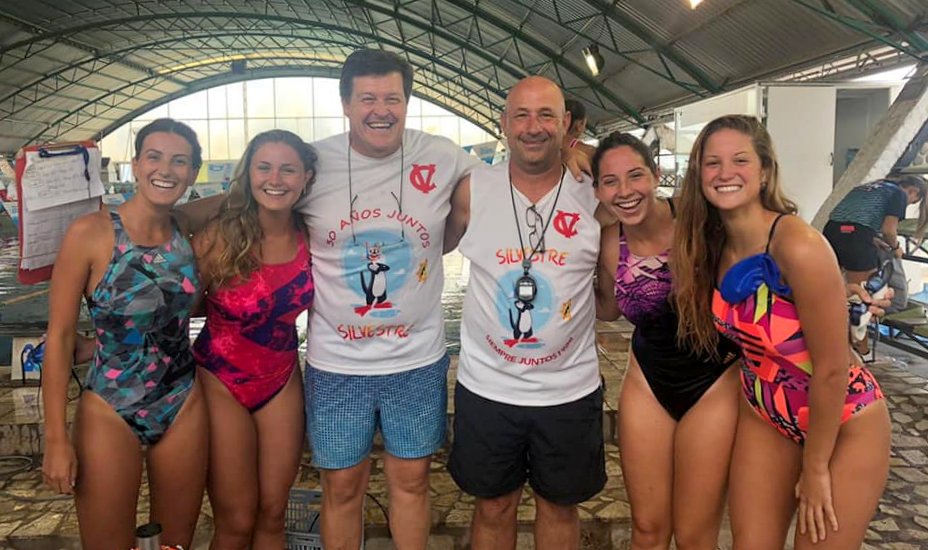 Exitosa participación de nadadores de la Escuela Silvestre del Club Velocidad