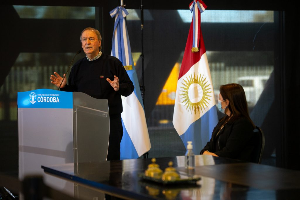 Schiaretti insistió en la necesidad de actuar con responsabilidad social