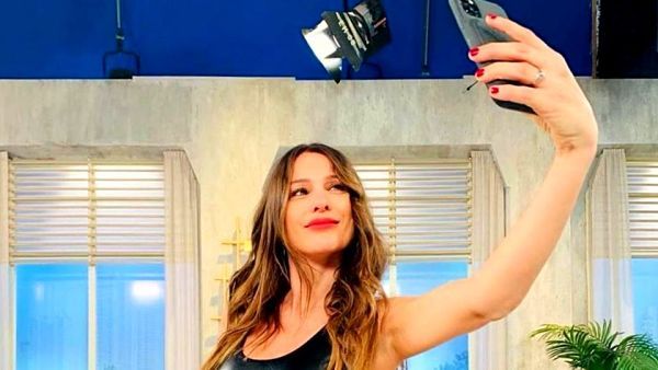 Pampita contó que su mamá le enseñaba como estar linda con secretos caseros