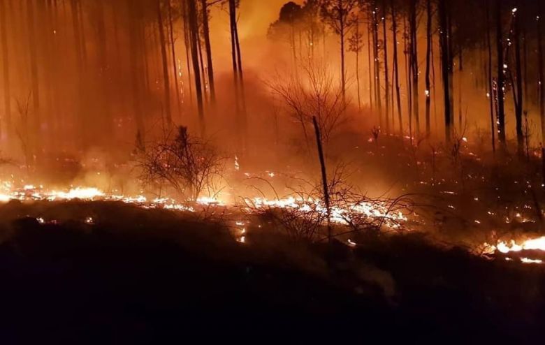 Incendios en Córdoba: alerta por fuertes vientos complica la situación