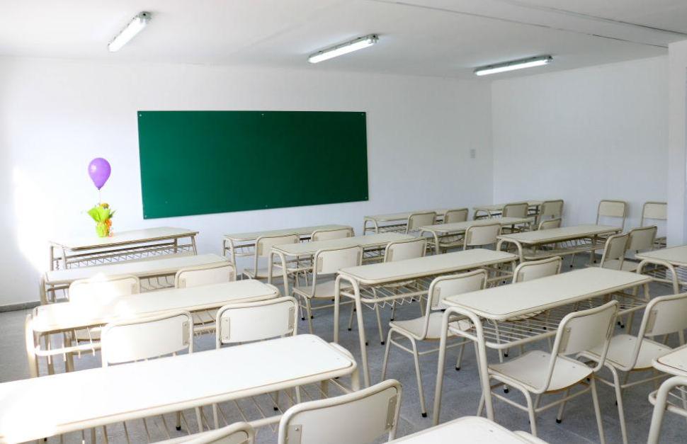 El Ministro de Educación Walter Grahovac descartó un pronto retorno a las aulas