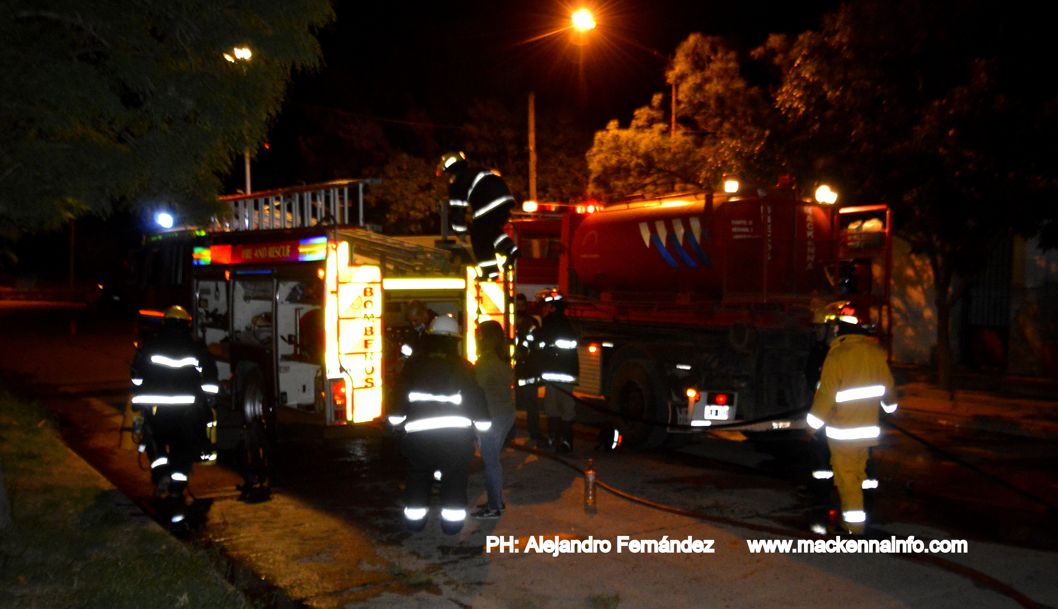 Incendio en una vivienda ubicada en el centro de Mackenna, solo hubo daños materiales
