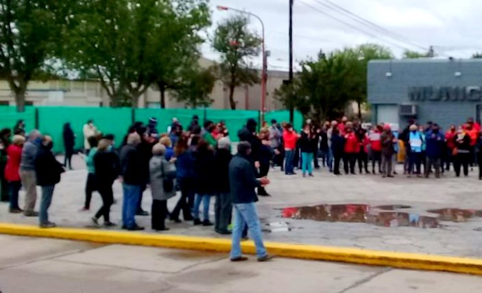 La marcha de la  bronca; cientos de vecinos de Mackenna se volvieron a manifestar pidiendo a las autoridades justicia y seguridad