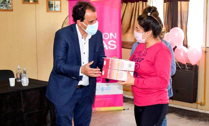 Río Cuarto: Mamás sin cobertura social recibieron ajuares