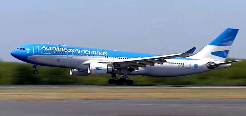 Aterrizó en Ezeiza el avión proveniente de Rusia, con las primeras vacunas contra el coronavirus