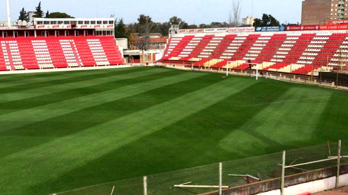 La final de la Primera Nacional entre Estudiantes y Sarmiento se jugará este sábado en la cancha de Unión de Santa Fe