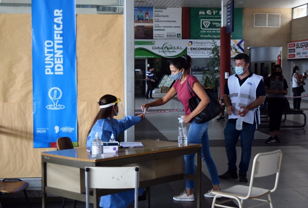Río Cuarto: se instaló un nuevo punto de testeo en la Terminal de Ómnibus