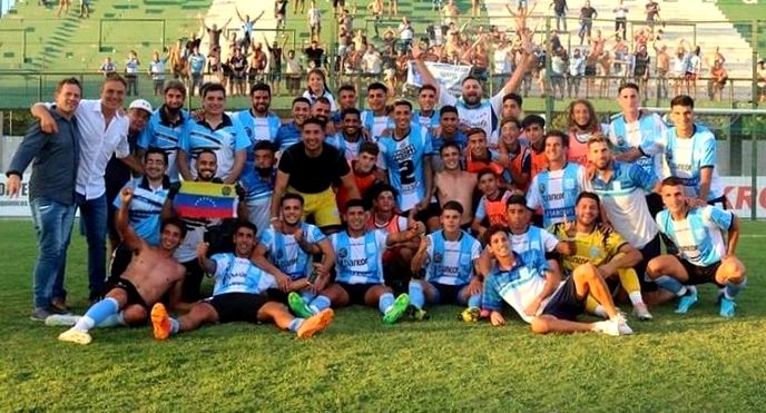 Racing de Córdoba ascendió al Torneo Federal A