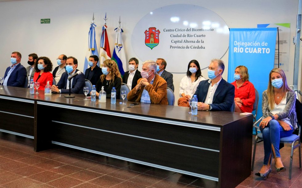 Río Cuarto: Jure presentó el programa de inserción laboral en comercio electrónico