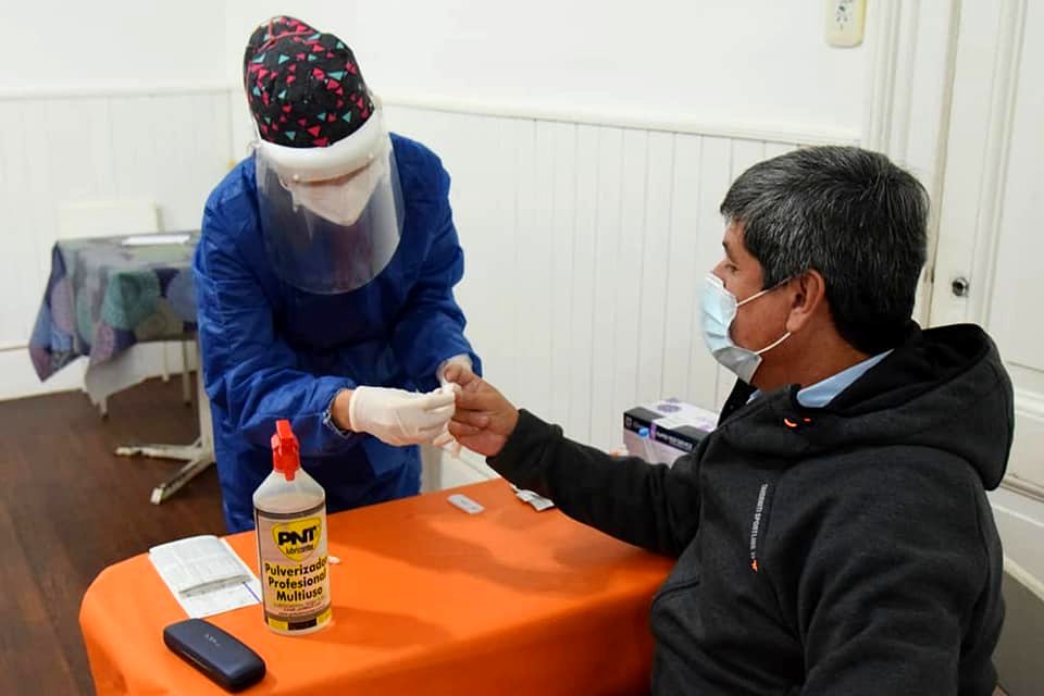 Hoy se realizaron testeos en el barrio Los Silos con resultados negativos
