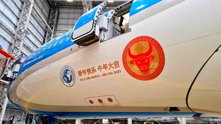 Llegaron a la Argentina 384 mil dosis de la vacuna Sinopharm de China