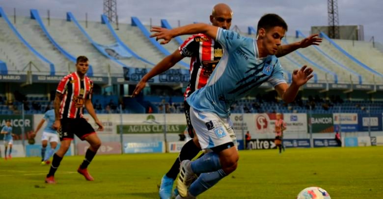 Chacarita se llevó un punto del Candini al empatar con Estudiantes