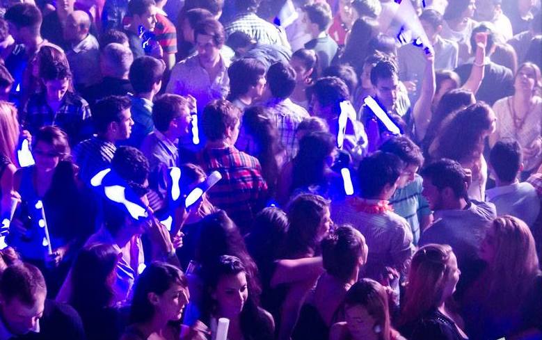 En Mackenna desactivan una fiesta clandestina con más de 200 personas
