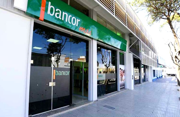 Comienza el pago de haberes a la Administración Pública Provincial
