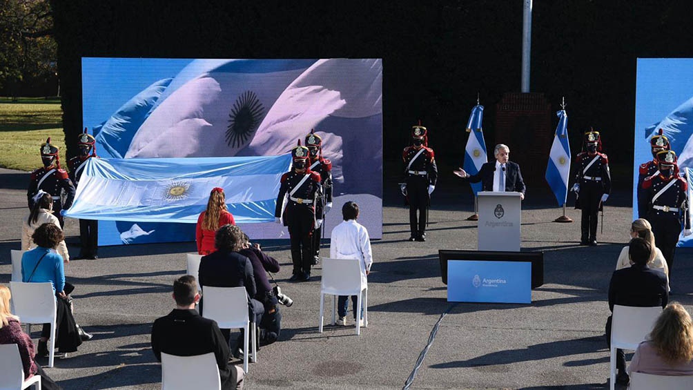 Día de la Bandera: acto de conmemoración por los 201 años del fallecimiento de Manuel Belgrano.