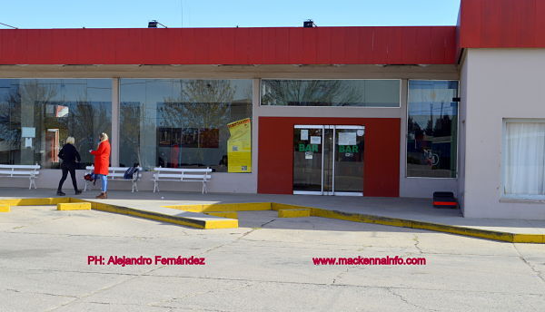 El bar de la Terminal de Ómnibus de Mackenna continúa desierto