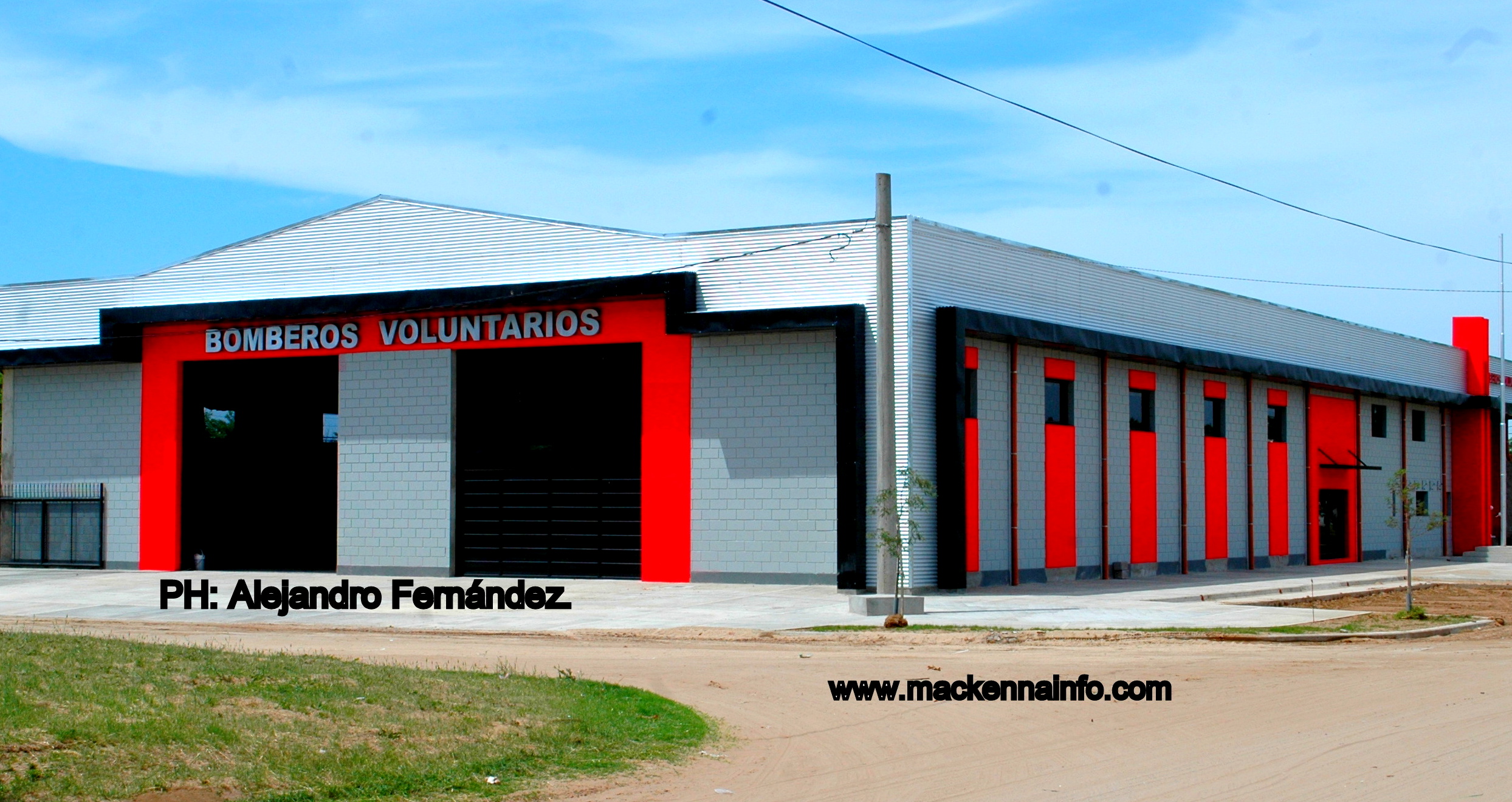 La Muni de Mackenna continúa brindando su apoyo a bomberos