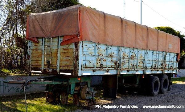 En Mackenna no paran de robar cubiertas de camiones estacionados