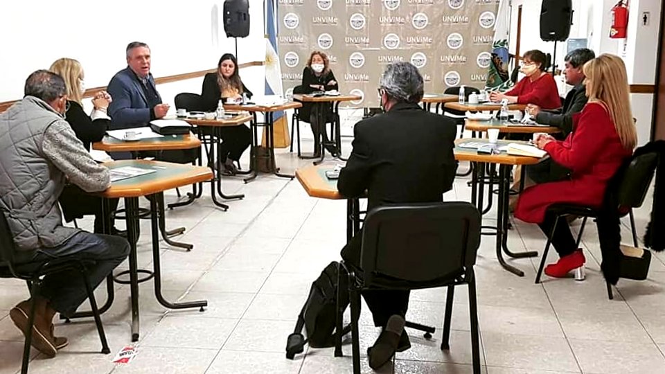 Interesante reunión entre autoridades municipales y sus pares de la Universidad de Villa Mercedes