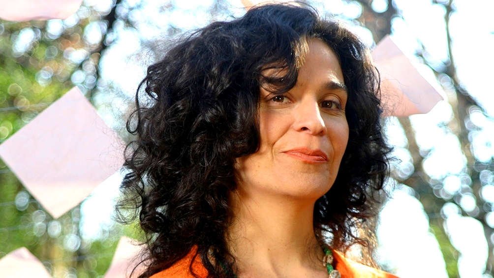 La cordobesa Cuca Becerra canta un sensible mundo de canciones a través de Lúa