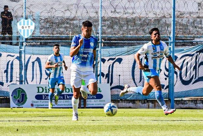 Racing de Córdoba empató en Salta y no se baja de la cima