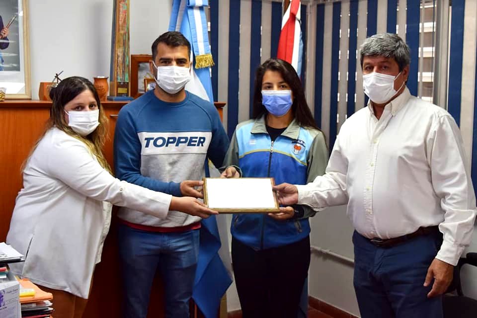Reconocimiento a la bochófila Carla Cabrera