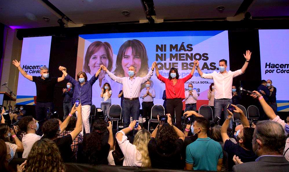 Schiaretti en el acto cierre de campaña: Córdoba no se arrodilla ante nadie