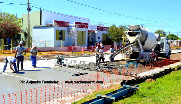 La Muni de Mackenna continúa con el asfaltado de calles