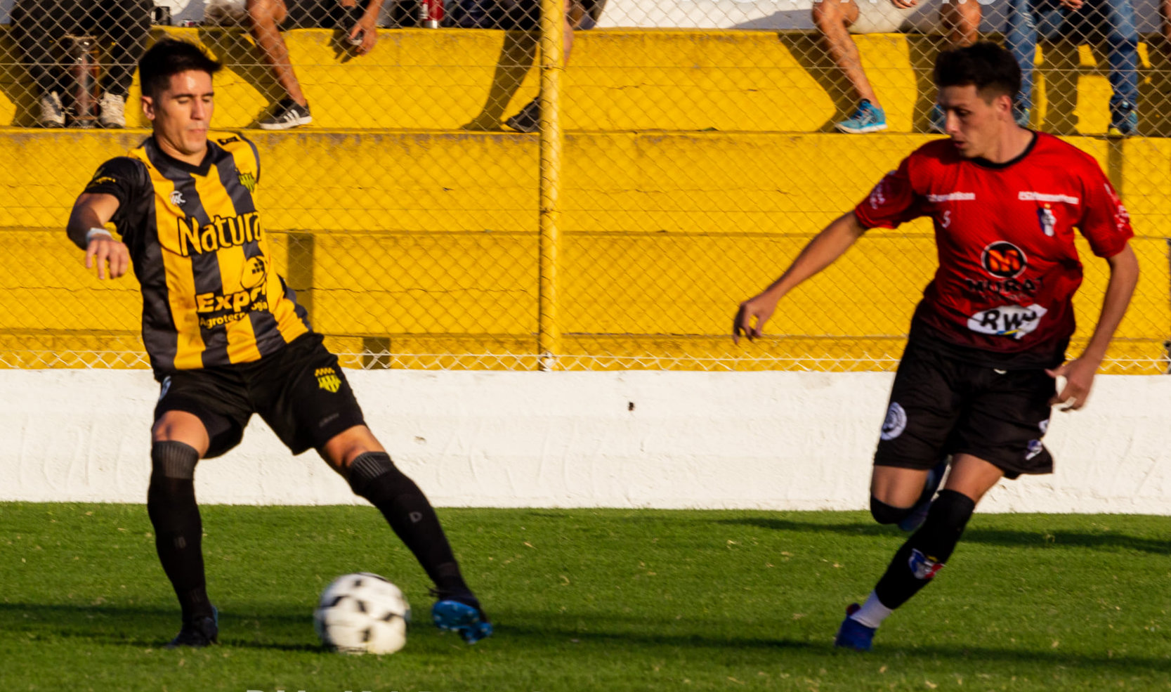 San Martín y Belgrano juegan sus partidos el martes por la noche