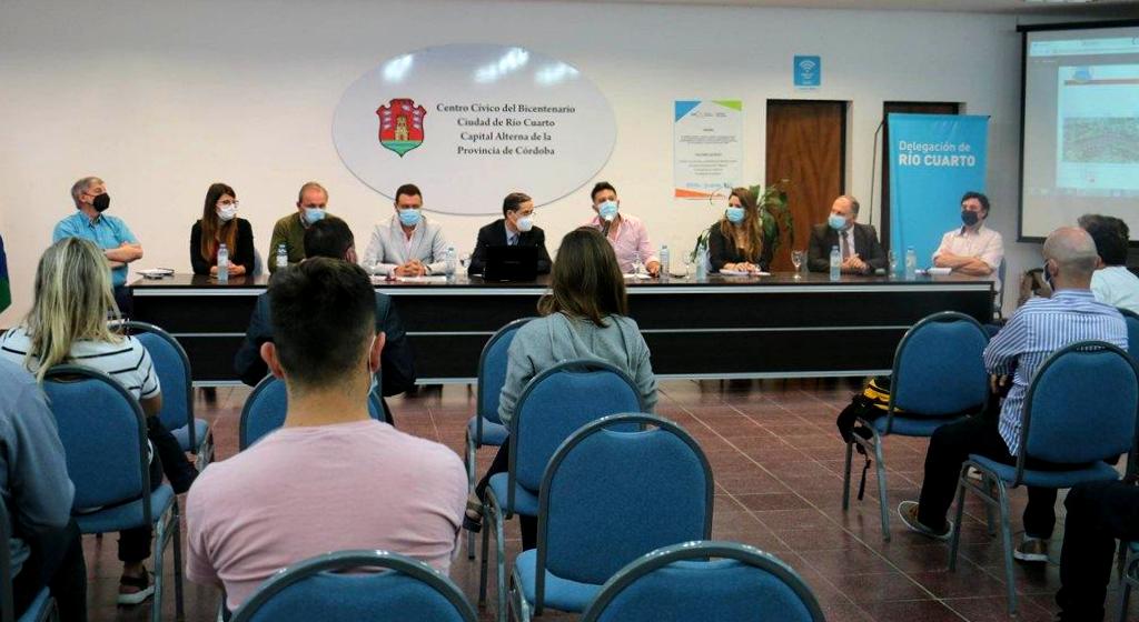 Río Cuarto presentó la temporada de verano 2021/22