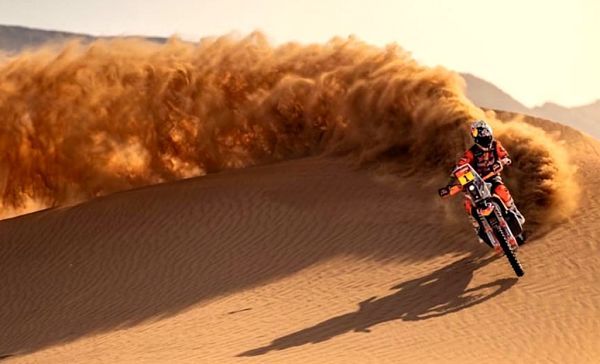 Benavides se subió al podio de la segunda etapa del Dakar