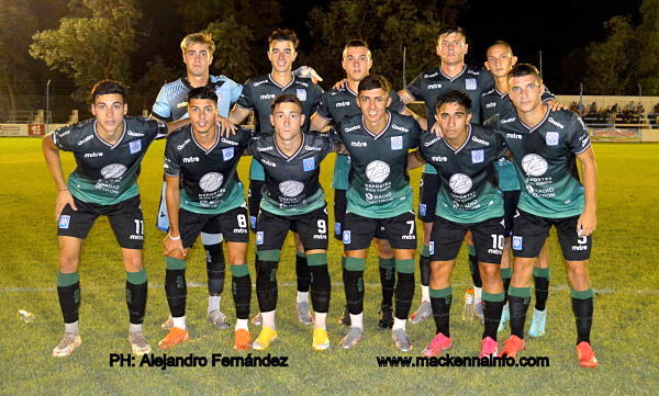 Estudiantes cantó victoria en el Parque Centenario
