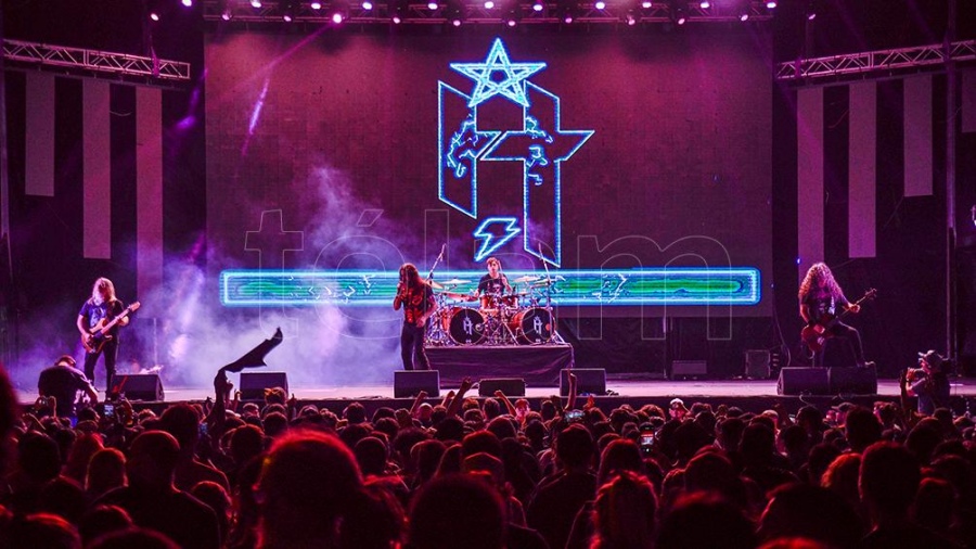 Pura adrenalina en la primera noche del Baradero Rock