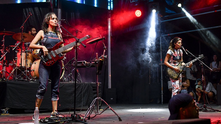 Las Pelotas y Kapanga se apropiaron del cierre del Rock en Baradero