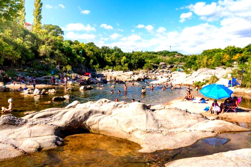 Temporada 2022: el turismo generó más de 120 mil millones de pesos