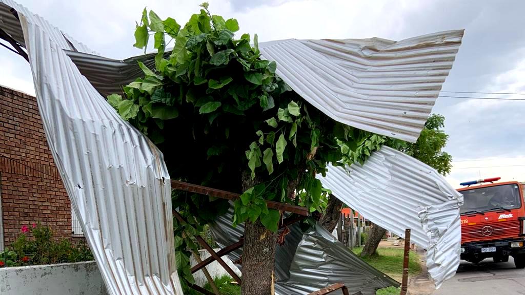 La Provincia dispuso ayuda para las poblaciones afectadas por la tormenta