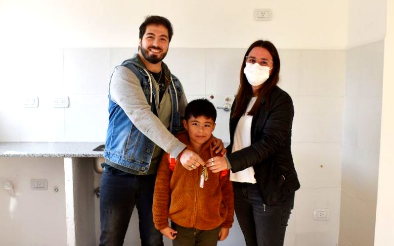 La Muni de Mackenna continúa entregando viviendas PROMAVI