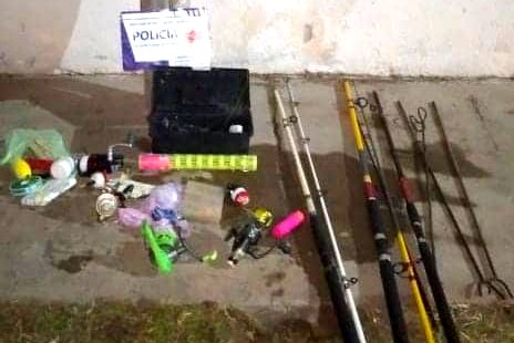 La Policía de Mackenna detuvo a 5 pescadores furtivos en la laguna La Panchita