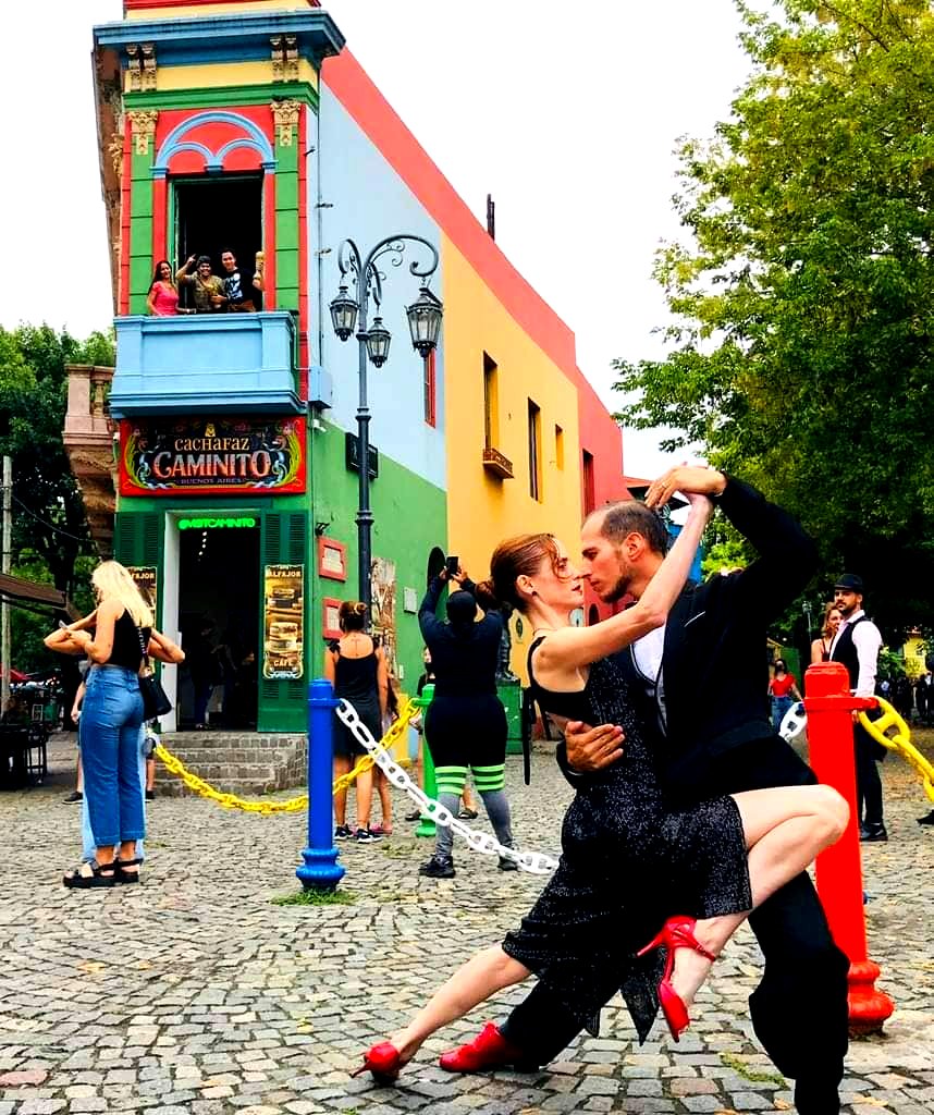 Este sábado Mackenna se prepara para disfrutar de una gran noche de tango