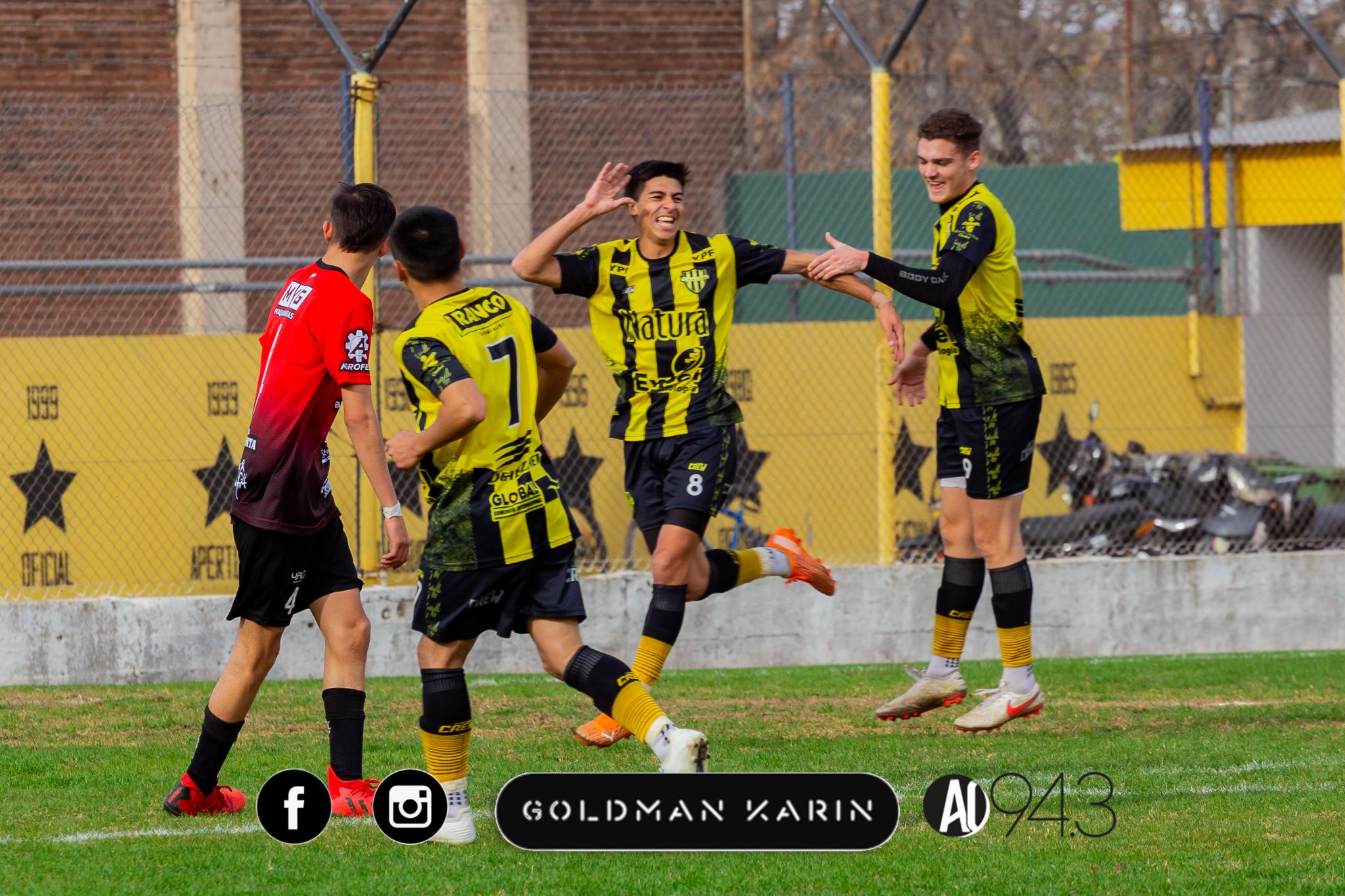 Acción Juvenil goleó a Riveros y sigue a un punto de Alberdi