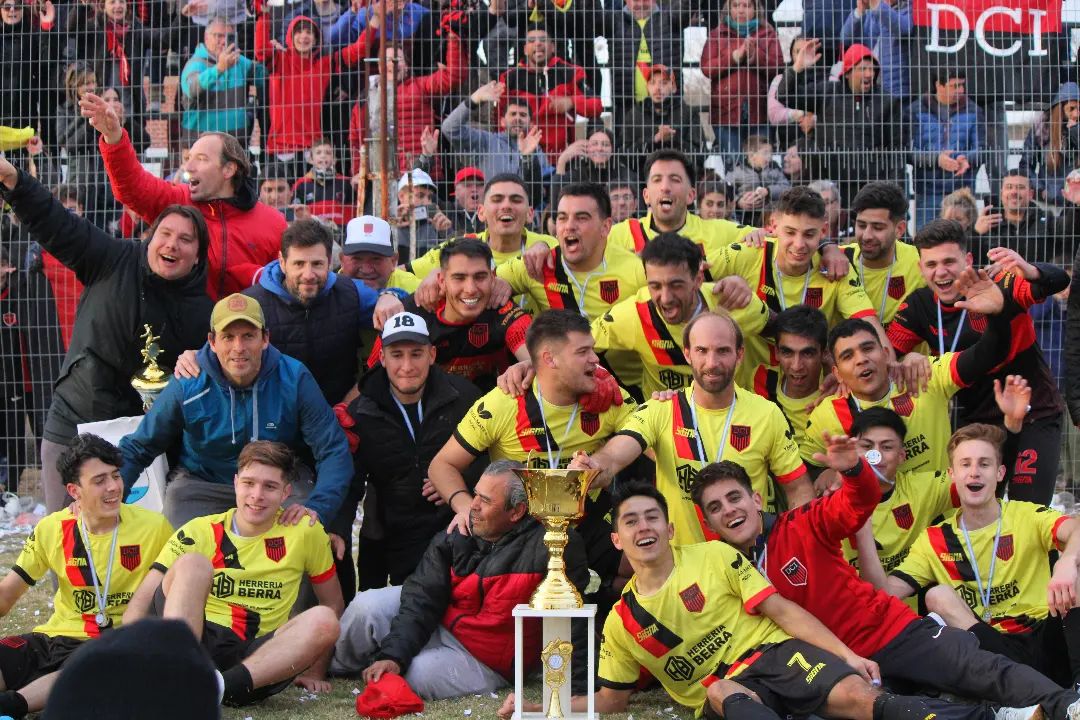 Después de 22 años Independencia de Levalle volvió a gritar campeón