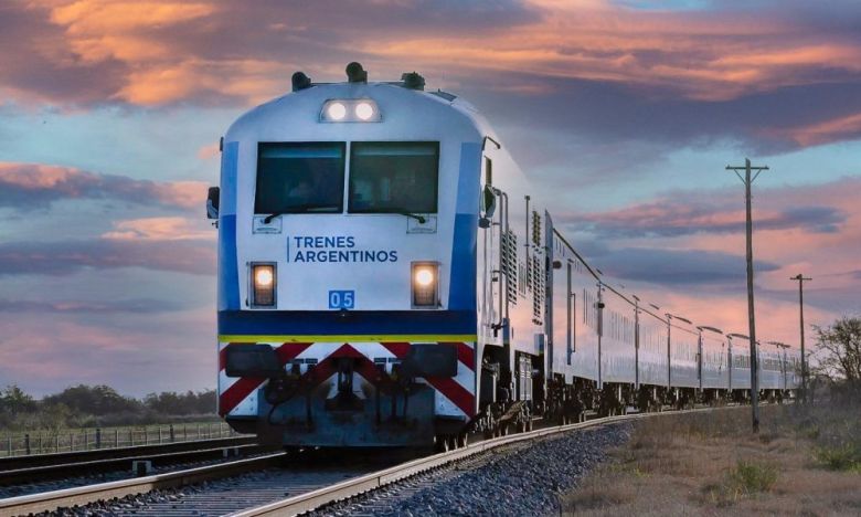 Este domingo a la noche para por primera vez en Mackenna el tren de pasajeros rumbo a Retiro