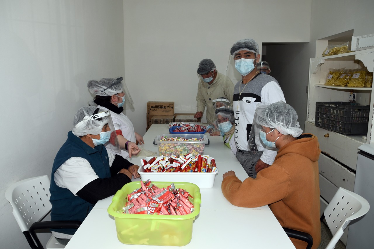 Día del Niño: Operarios del Taller Protegido Esperanza colaboran con los festejos