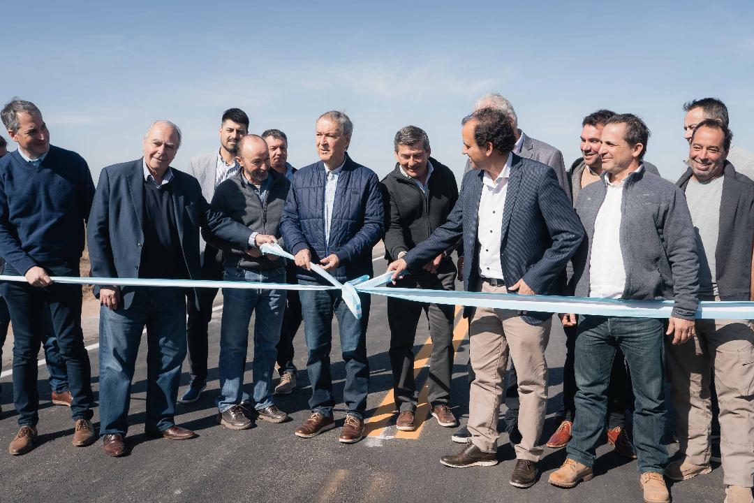 Schiaretti habilitó obras de pavimentación en Río Cuarto