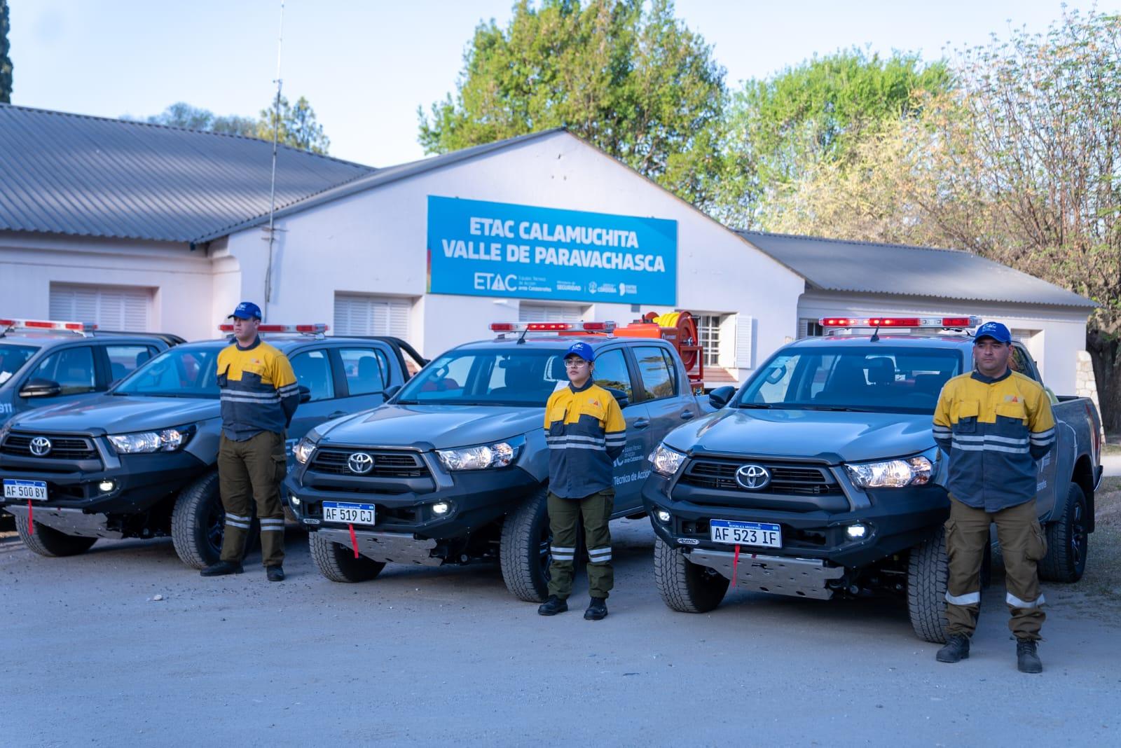 El ETAC incorporó otras siete camionetas para el combate contra el fuego