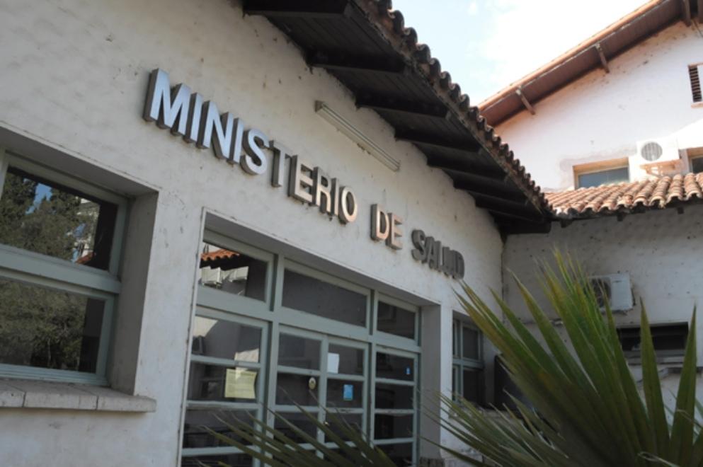 La Provincia entrega fondos a municipios y comunas de acuerdo a metas sanitarias
