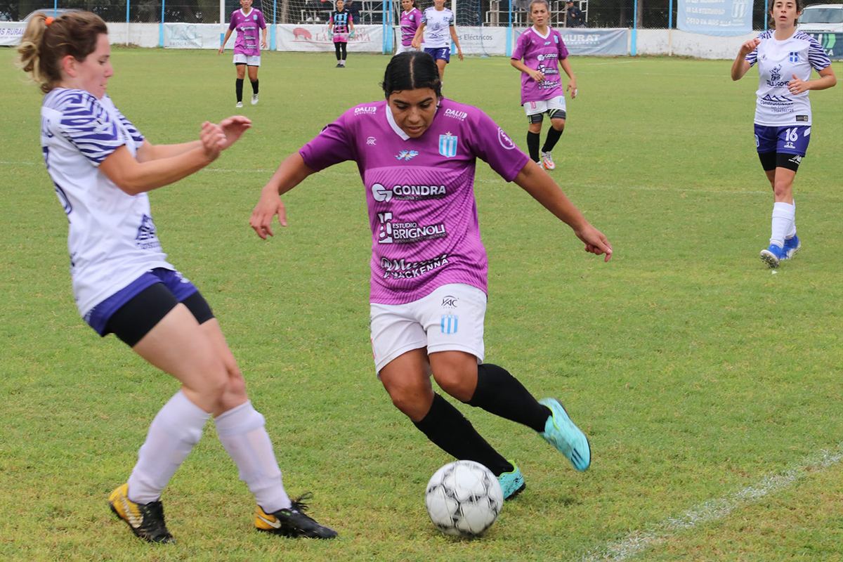 Con tres goles de Soledad Cuello, San Martín goleó a Centro Social y se suma al lote de arriba
