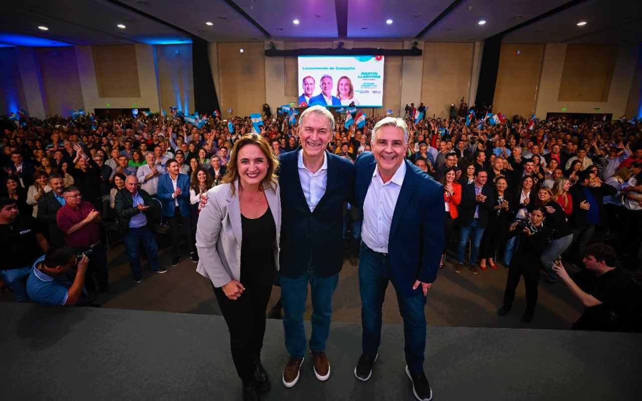 Martín Llaryora junto a Myrian Prunotto: “Todos saben que si nosotros gobernamos seguirá habiendo obras y progreso en cada pueblo y ciudad de la provincia”