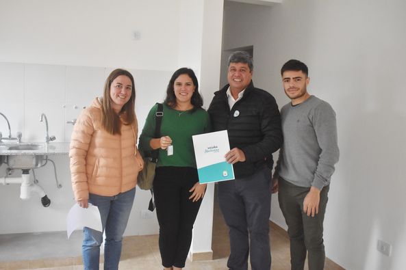 La Muni de Mackenna entregó otra vivienda PROMAVI