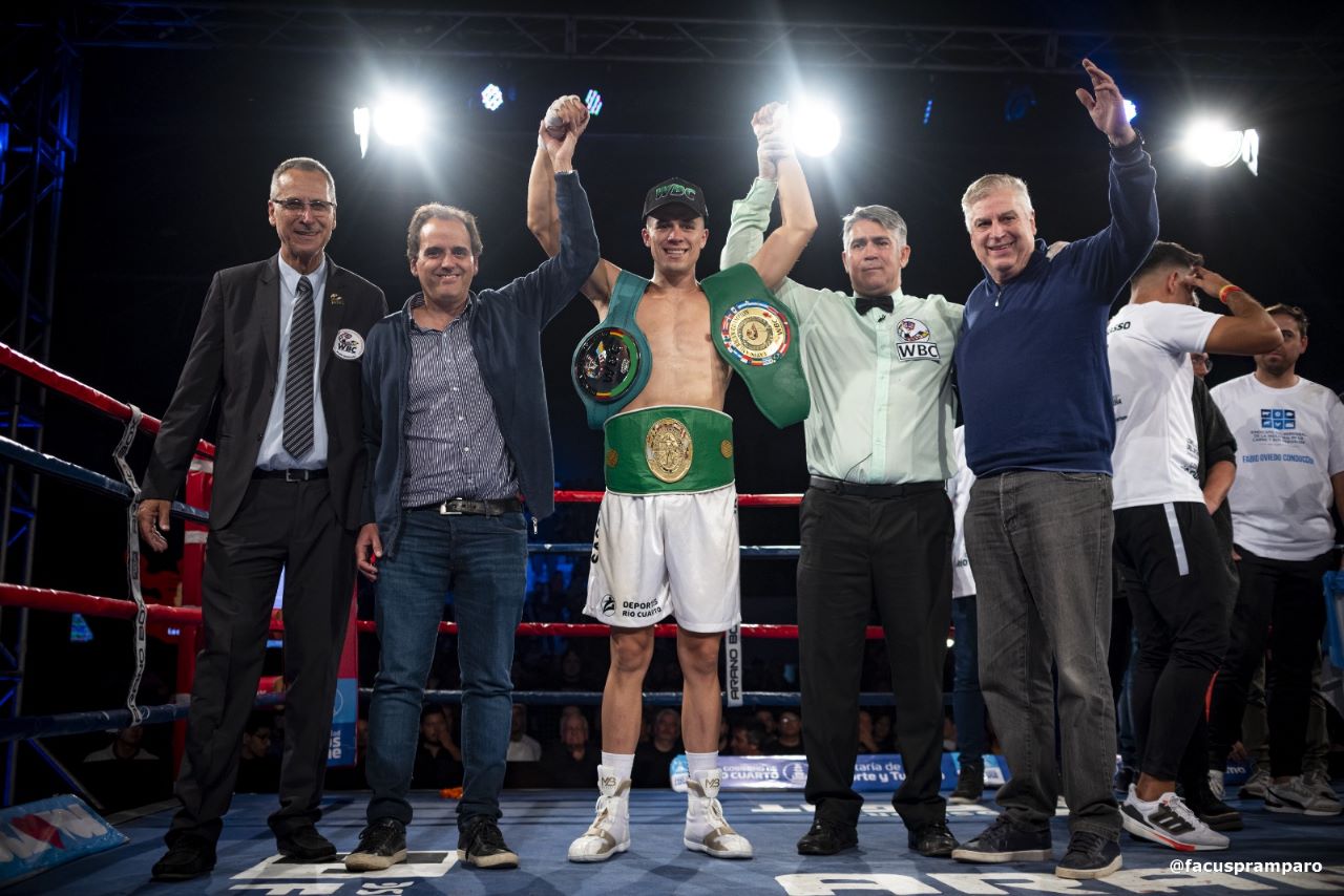 Noche de gloria para el boxeo de Río Cuarto en el festival Internacional «La Ciudad los Une»
